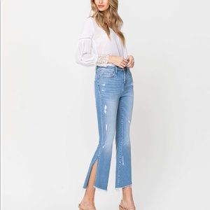 Mid Rise Crop Flare Jean w/Side Slit Light Wash 29
